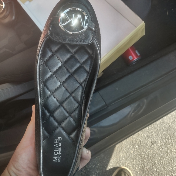 Michael Kors Leather Flats - Picture 3 of 3